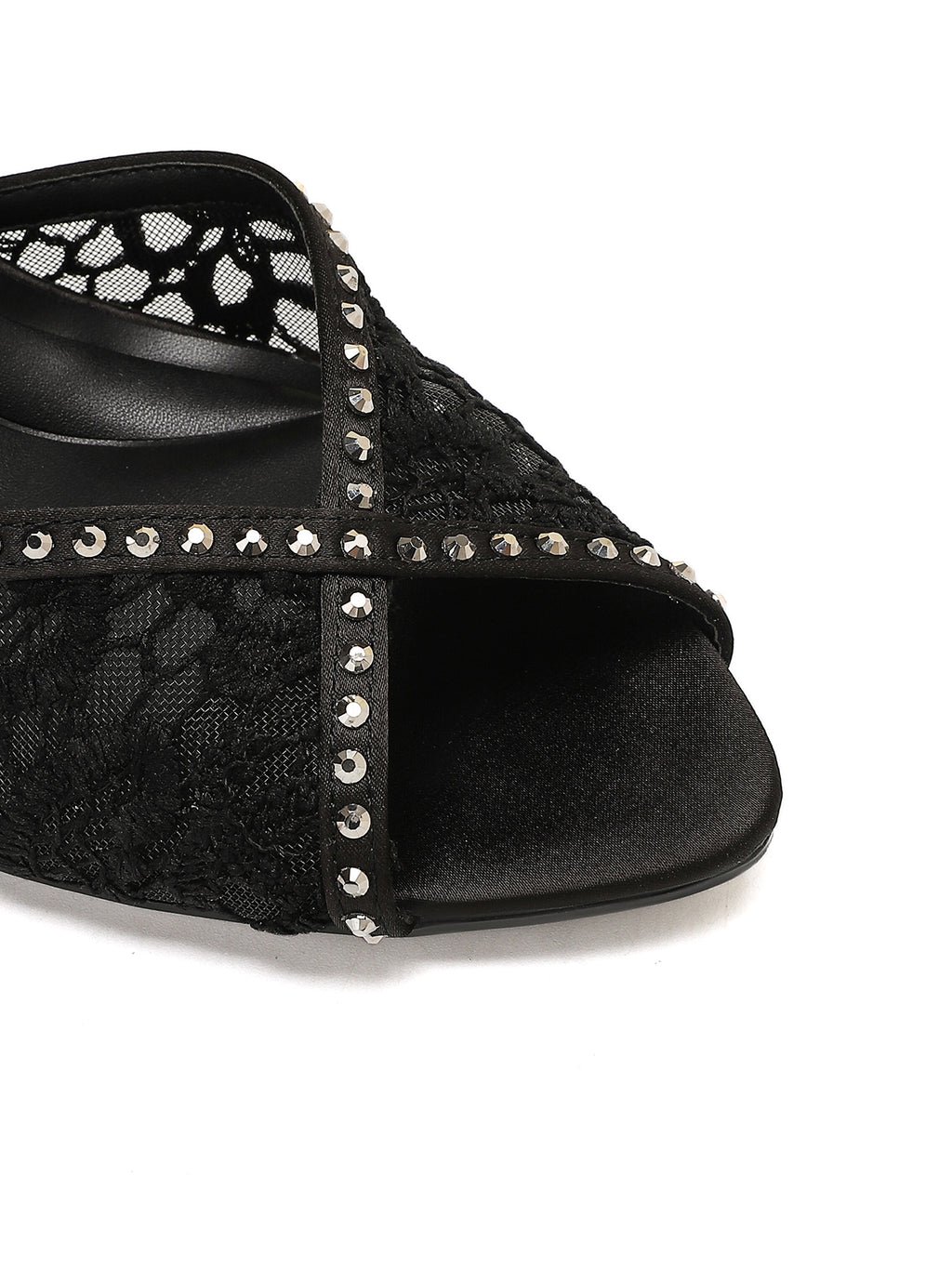 Queluz Black
