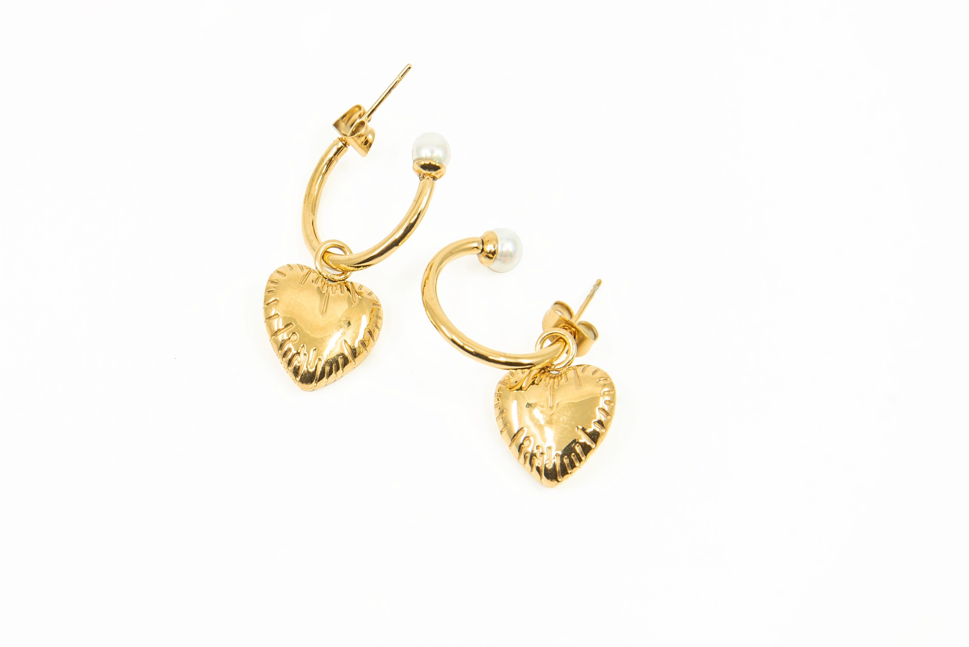 Aros colgantes de Corazon Color  Dorado Acero Inoxidable