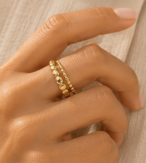 Anillo Glamore con Puntos Dorados